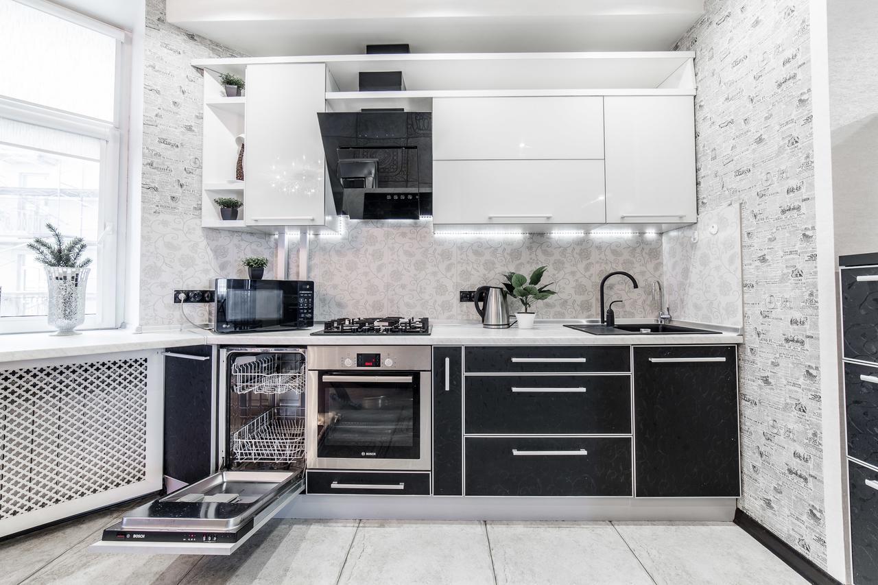 Mgapartments 3 Rooms Miasnikova Sq. Vip Minsk Buitenkant foto