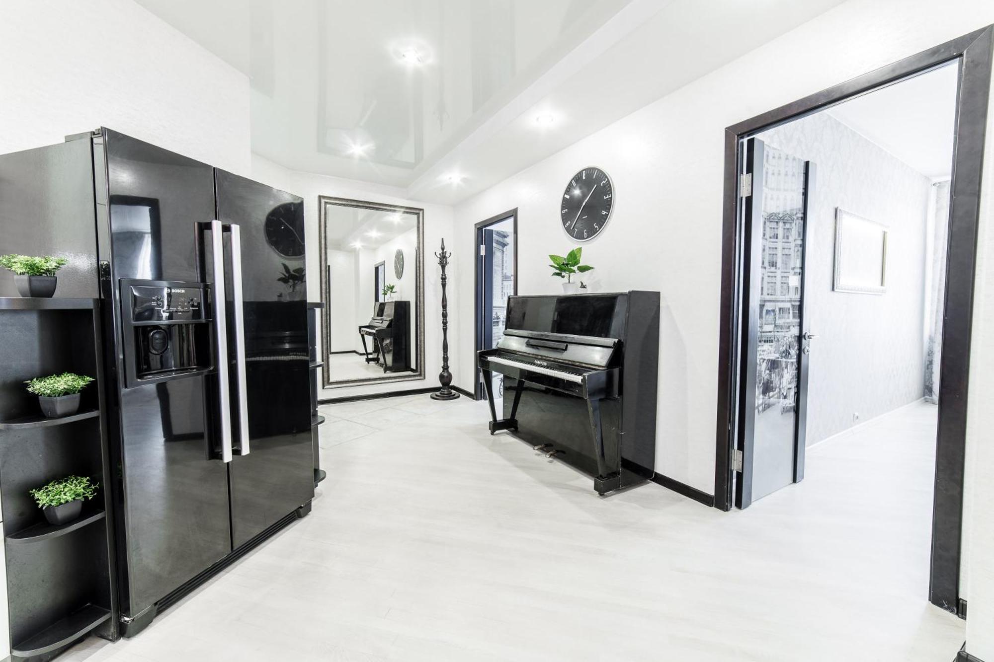 Mgapartments 3 Rooms Miasnikova Sq. Vip Minsk Buitenkant foto